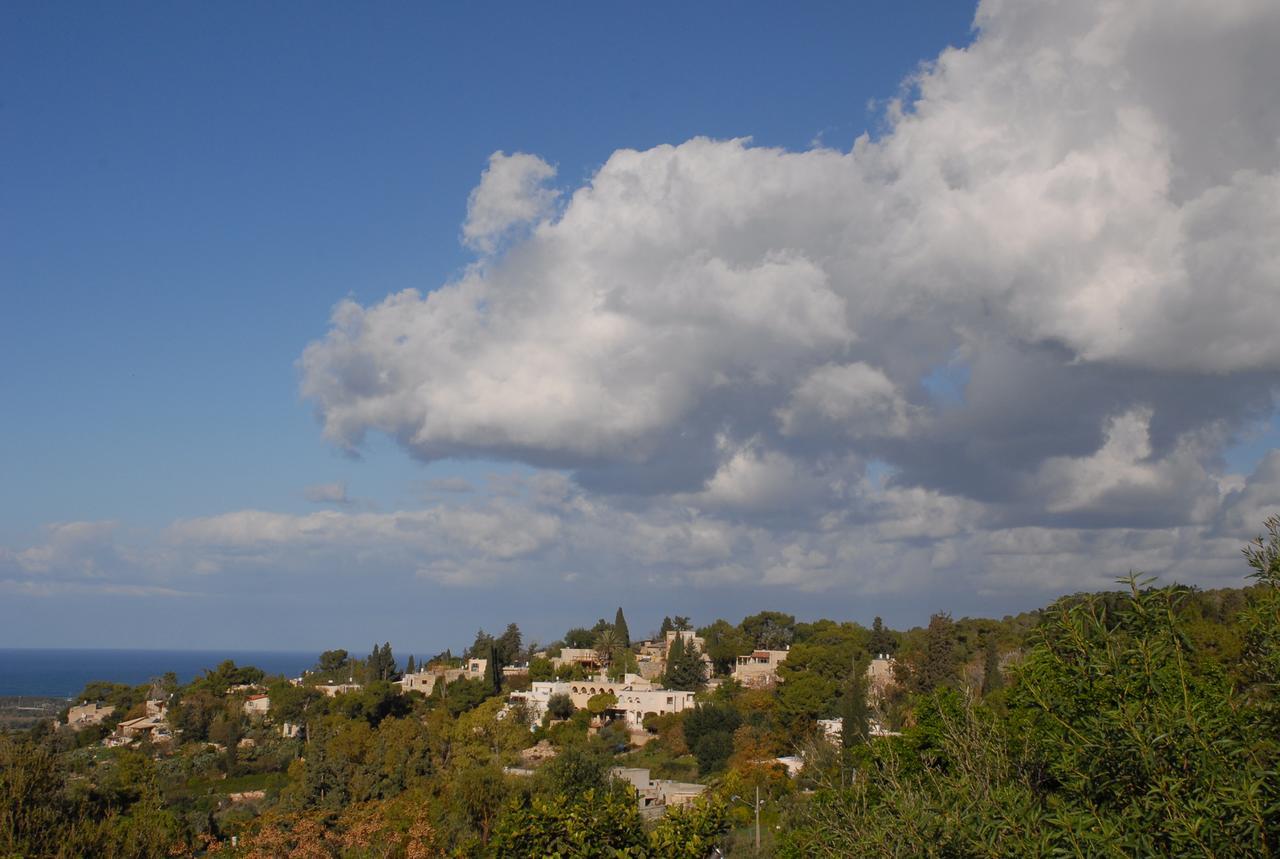 Above The Sea Villa Ein Hod Exterior photo